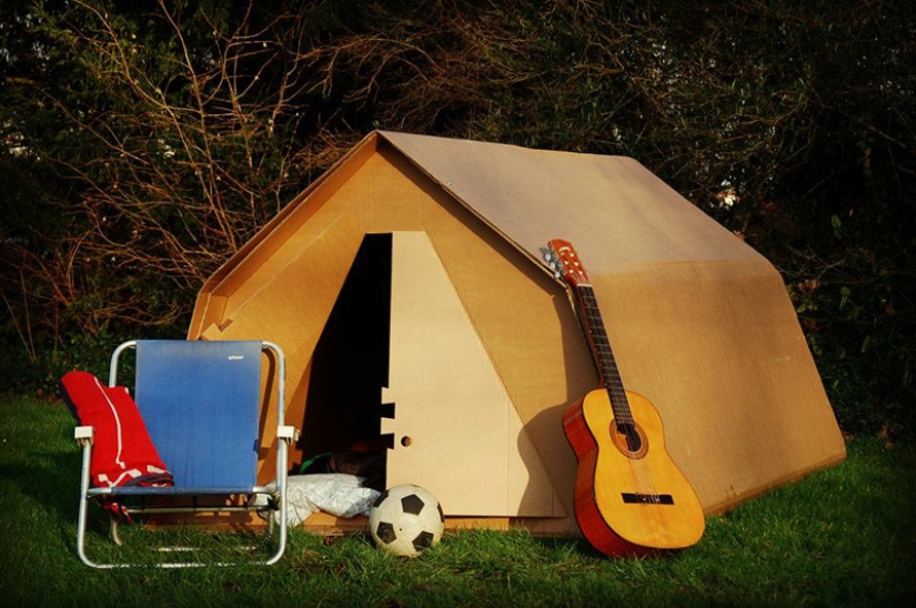 KarTent - cardboard tents for music festivals