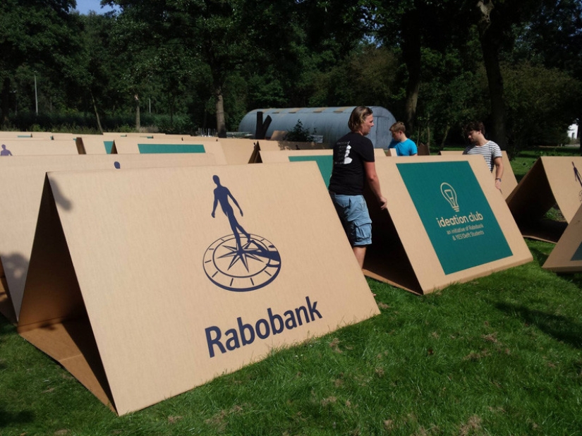 KarTent - carpas de cartón para festivales de música KarTent - carpas de cartón para festivales de música