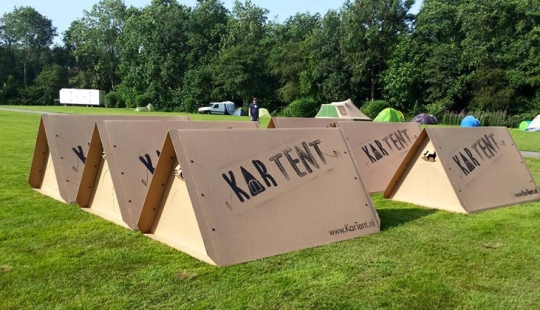 KarTent - carpas de cartón para festivales de música