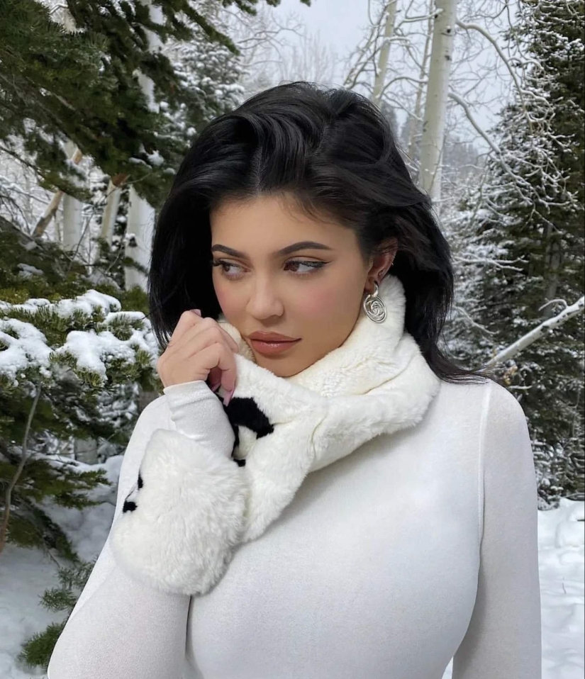 Kylie Jenner es la multimillonaria más joven de la historia