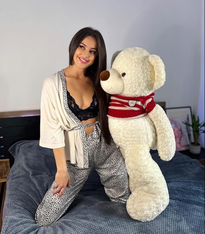 La atleta más bella de Macedonia, la karateka Monika Stefanovska