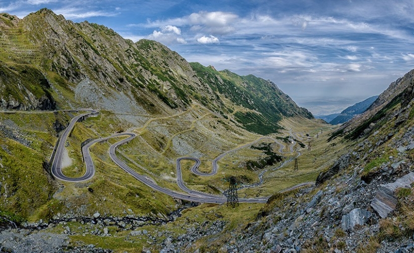 La autopista Transfagaras es una de las rutas más bonitas de Europa