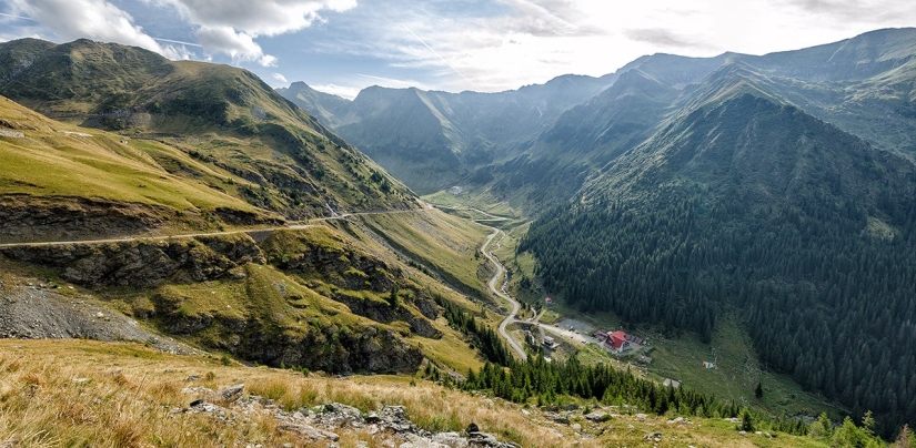 La autopista Transfagaras es una de las rutas más bonitas de Europa