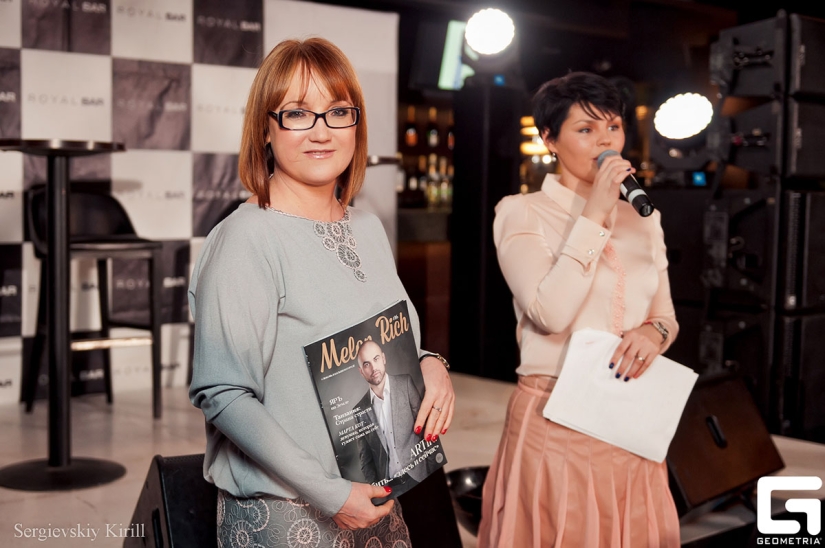 La batalla de estilistas se dio en la presentación de la revista Melon Rich La batalla de estilistas se dio en la presentación de la revista Melon Rich