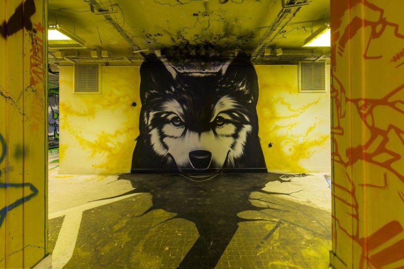 La espátula no se levantará: antes de la renovación, el albergue de París se convirtió en un pequeño Louvre La espátula no se levantará: antes de la renovación, el albergue de París se convirtió en un pequeño Louvre