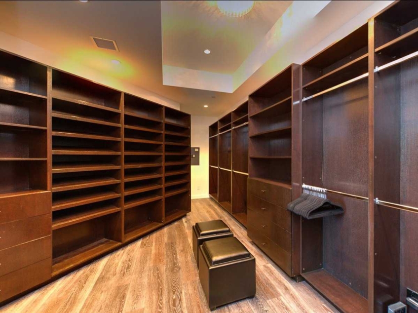 La estrella de YouTube de 23 años Jordan Maron compró una mansión de 4,5 millones de dólares en Hollywood La estrella de YouTube de 23 años Jordan Maron compró una mansión de 4,5 millones de dólares en Hollywood