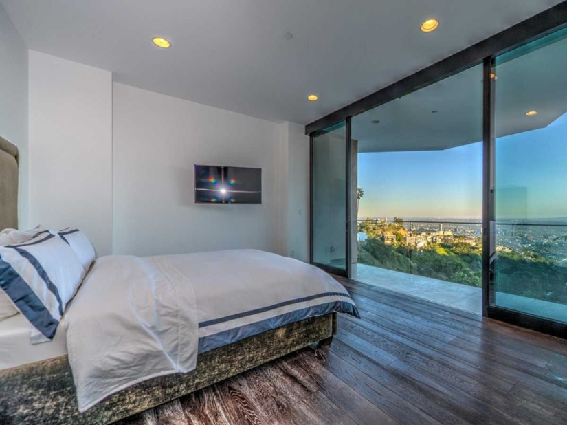 La estrella de YouTube de 23 años Jordan Maron compró una mansión de 4,5 millones de dólares en Hollywood La estrella de YouTube de 23 años Jordan Maron compró una mansión de 4,5 millones de dólares en Hollywood