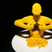 La exposición de fama mundial "El arte de LEGO" se inauguró en Moscú