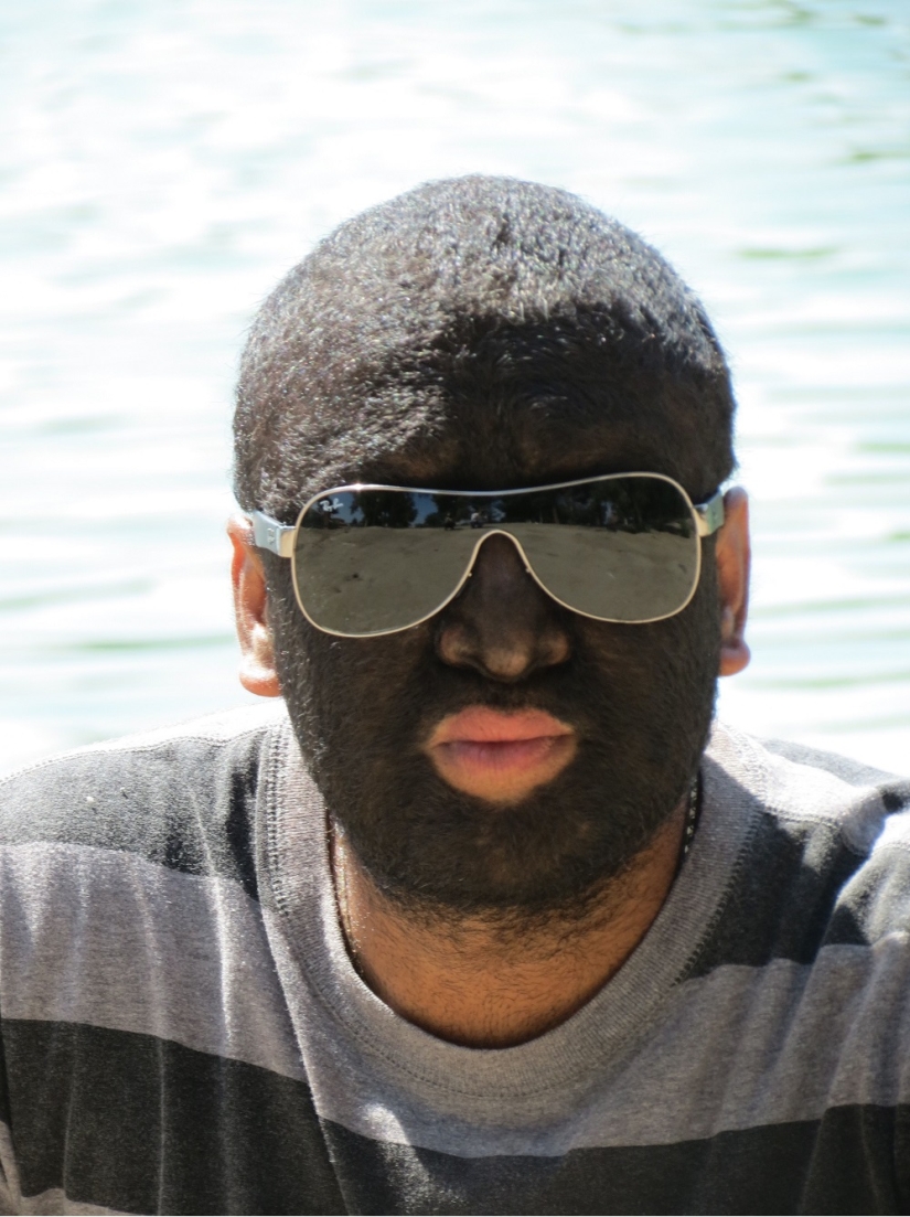 La familia más peluda del mundo. La familia más peluda del mundo.