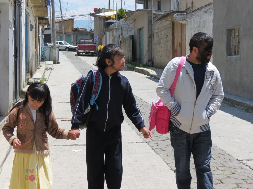 La familia más peluda del mundo. La familia más peluda del mundo.
