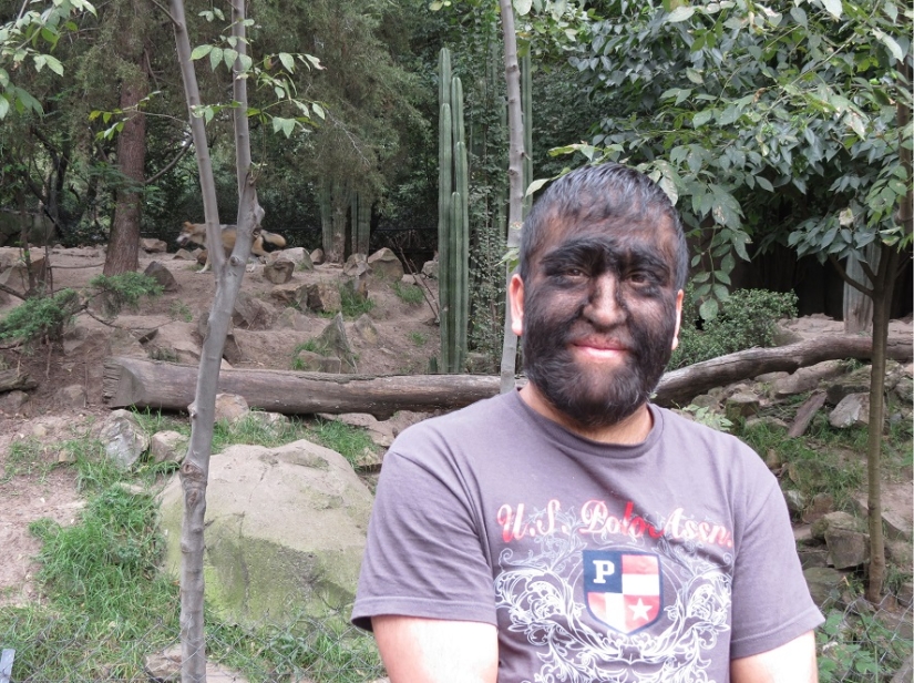 La familia más peluda del mundo. La familia más peluda del mundo.