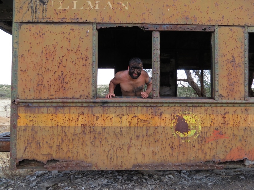 La familia más peluda del mundo. La familia más peluda del mundo.