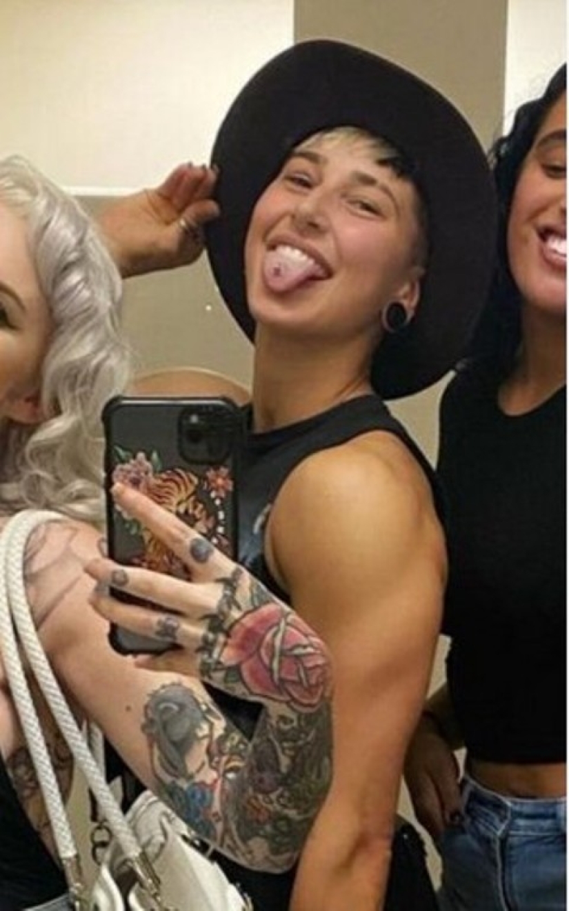 La luchadora Rhea Ripley y sus dos lados: una bestia en el ring y una lindura en la vida real