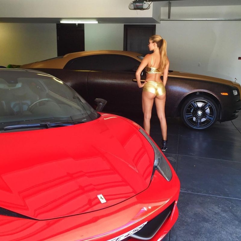 La lujosa vida de este hombre casado solo puede ser envidiada La lujosa vida de este hombre casado solo puede ser envidiada