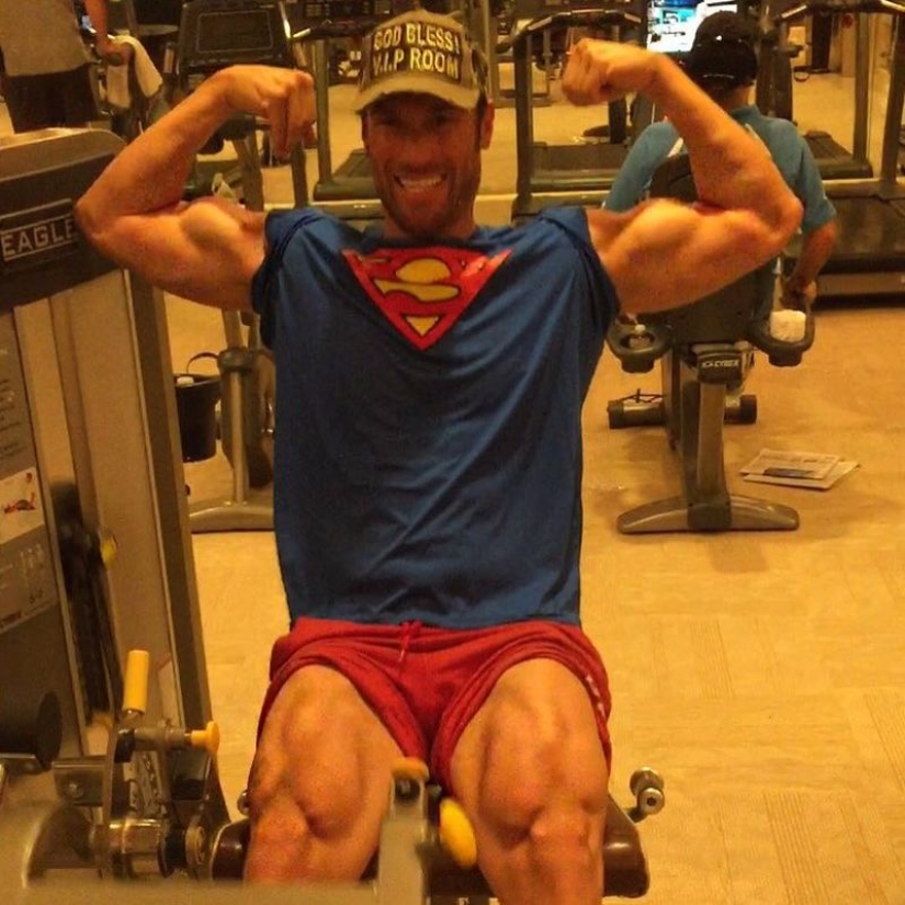 La lujosa vida de este hombre casado solo puede ser envidiada La lujosa vida de este hombre casado solo puede ser envidiada