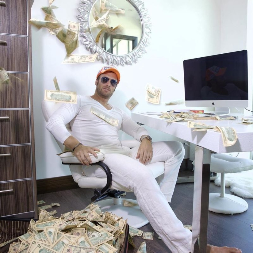 La lujosa vida de este hombre casado solo puede ser envidiada La lujosa vida de este hombre casado solo puede ser envidiada