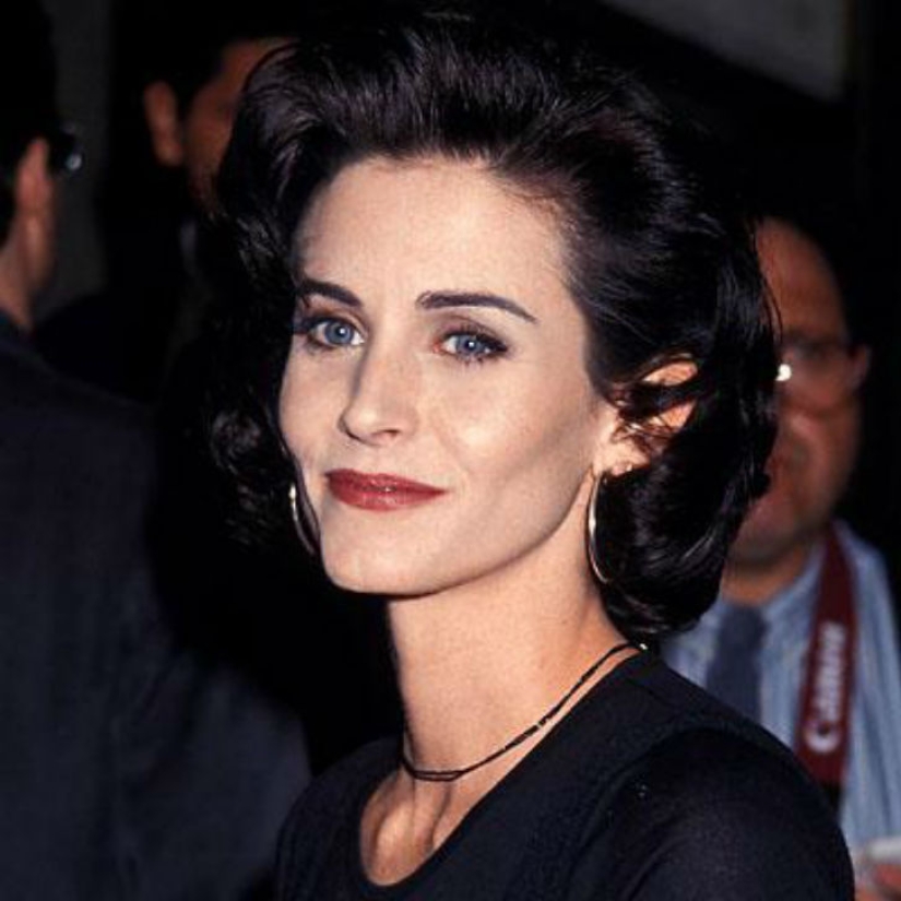 La mujer más bella del mundo fue nombrada la actriz de 47 años Jennifer Aniston. La mujer más bella del mundo fue nombrada la actriz de 47 años Jennifer Aniston.