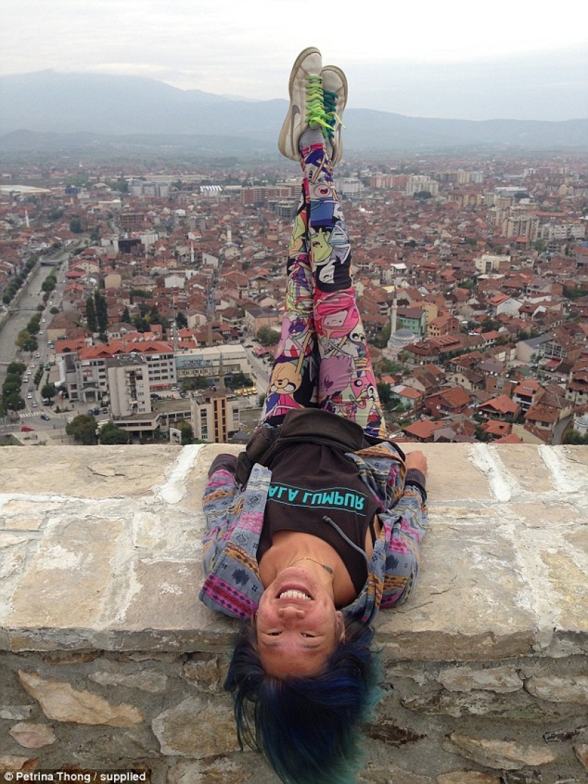 La niña hizo autostop de Suecia a Malasia con solo $200 en el bolsillo