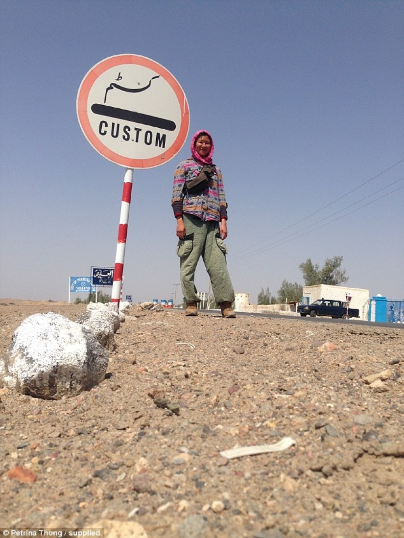 La niña hizo autostop de Suecia a Malasia con solo $200 en el bolsillo