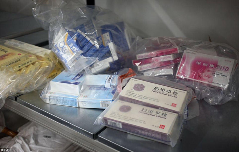 La riqueza y variedad del contrabando confiscado en el aeropuerto de Londres La riqueza y variedad del contrabando confiscado en el aeropuerto de Londres