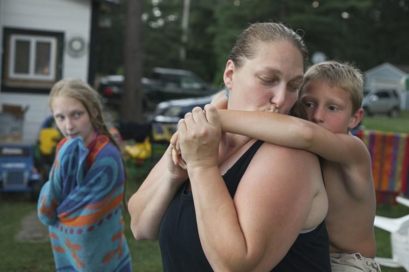 La vida cotidiana de una pequeña participante en concursos de belleza para niños.