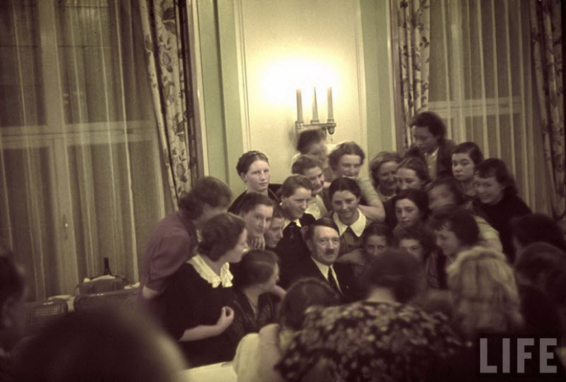 La vida de Adolf Hitler en fotografías