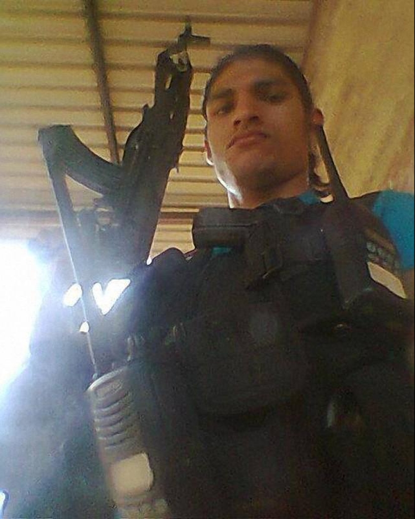 La vida de la mafia mexicana de la droga en Facebook