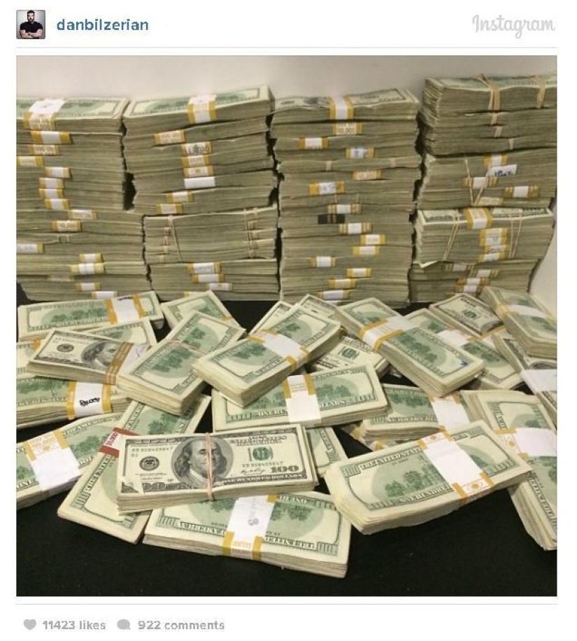 La vida de un playboy, millonario y estrella del póquer en Instagram