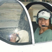 La vida de una mujer americana nacida sin brazos es mucho más interesante y agitada que la tuya.