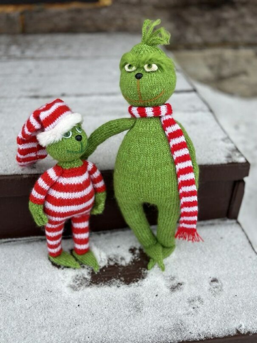 Las fiestas llegan con magia: muñecos tejidos con temas navideños