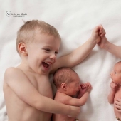 Las fotos de dos parejas de gemelos demuestran el poder indestructible del amor entre ellos