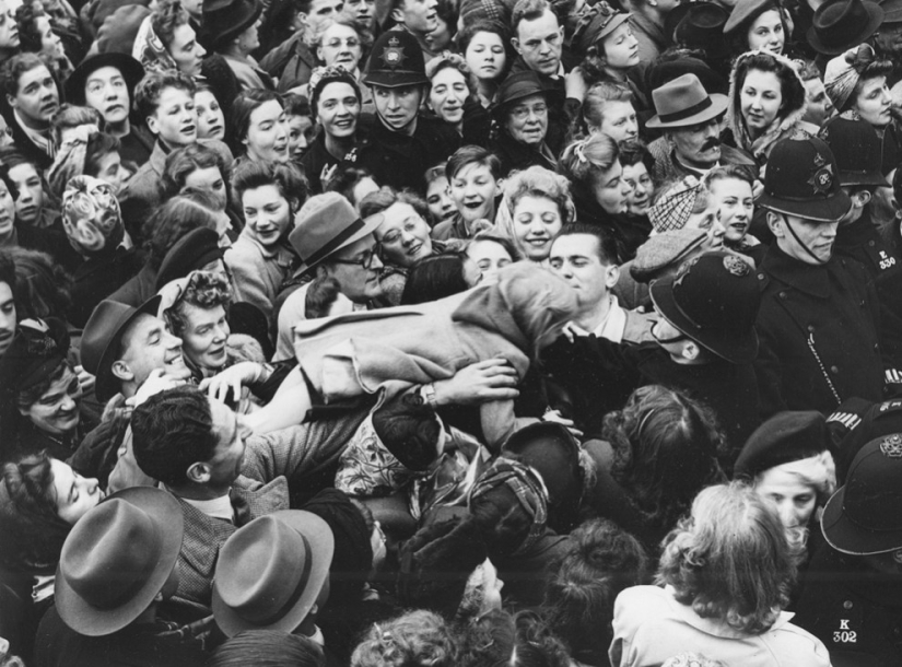 Las fotos más brillantes de las bodas reales británicas