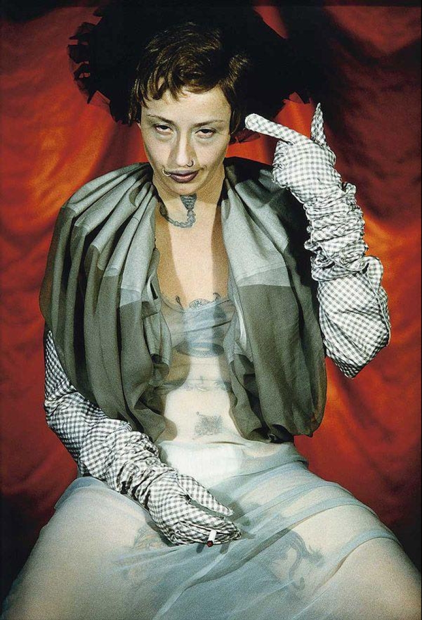Las imágenes fotográficas más brillantes de Cindy Sherman Las imágenes fotográficas más brillantes de Cindy Sherman