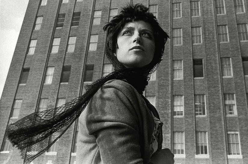 Las imágenes fotográficas más brillantes de Cindy Sherman Las imágenes fotográficas más brillantes de Cindy Sherman