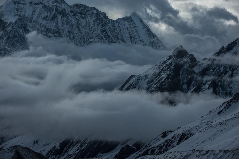 Las montañas son mejores que las montañas. Las montañas son mejores que las montañas.