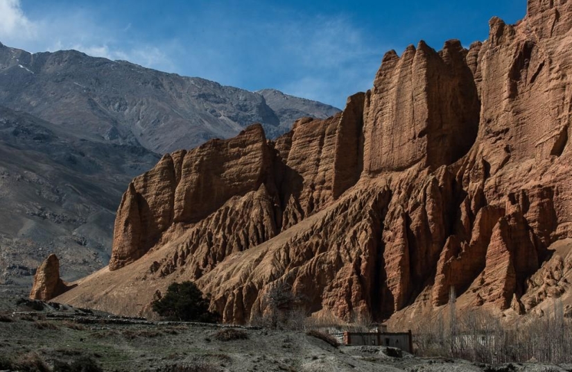 Las montañas son mejores que las montañas. Las montañas son mejores que las montañas.