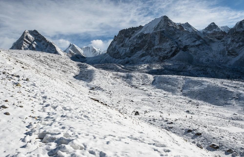 Las montañas son mejores que las montañas. Las montañas son mejores que las montañas.