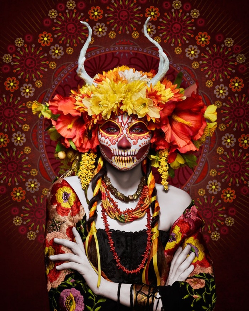 Las Muertas: Deadly Beauties by Tim Tudder
