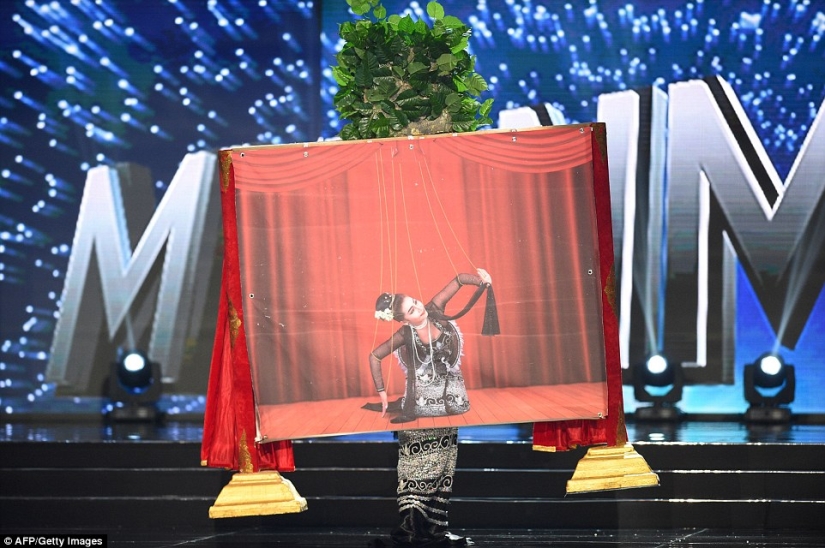 Las participantes del certamen Miss Universo 2016 mostraron sus versiones de trajes nacionales Las participantes del certamen Miss Universo 2016 mostraron sus versiones de trajes nacionales