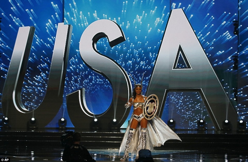 Las participantes del certamen Miss Universo 2016 mostraron sus versiones de trajes nacionales Las participantes del certamen Miss Universo 2016 mostraron sus versiones de trajes nacionales