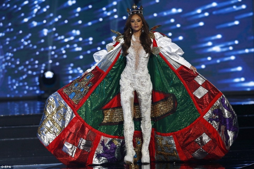 Las participantes del certamen Miss Universo 2016 mostraron sus versiones de trajes nacionales Las participantes del certamen Miss Universo 2016 mostraron sus versiones de trajes nacionales