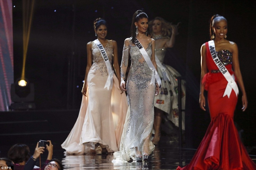 Las participantes del certamen Miss Universo 2016 mostraron sus versiones de trajes nacionales Las participantes del certamen Miss Universo 2016 mostraron sus versiones de trajes nacionales