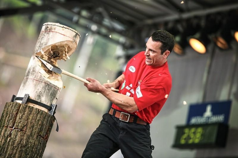 Las tomas más emotivas de la competencia de leñadores