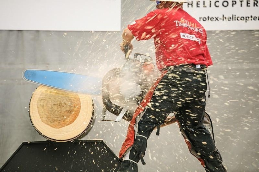 Las tomas más emotivas de la competencia de leñadores