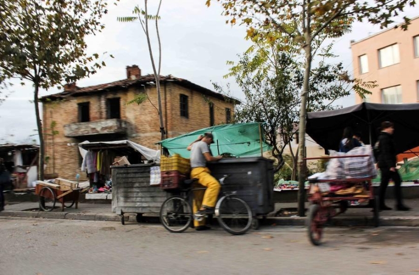 Lecciones de albanés Lecciones de albanés