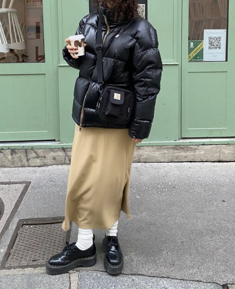 Length decides: 6 boring ideas with what to wear with a maxi skirt Length decides: 6 boring ideas with what to wear with a maxi skirt