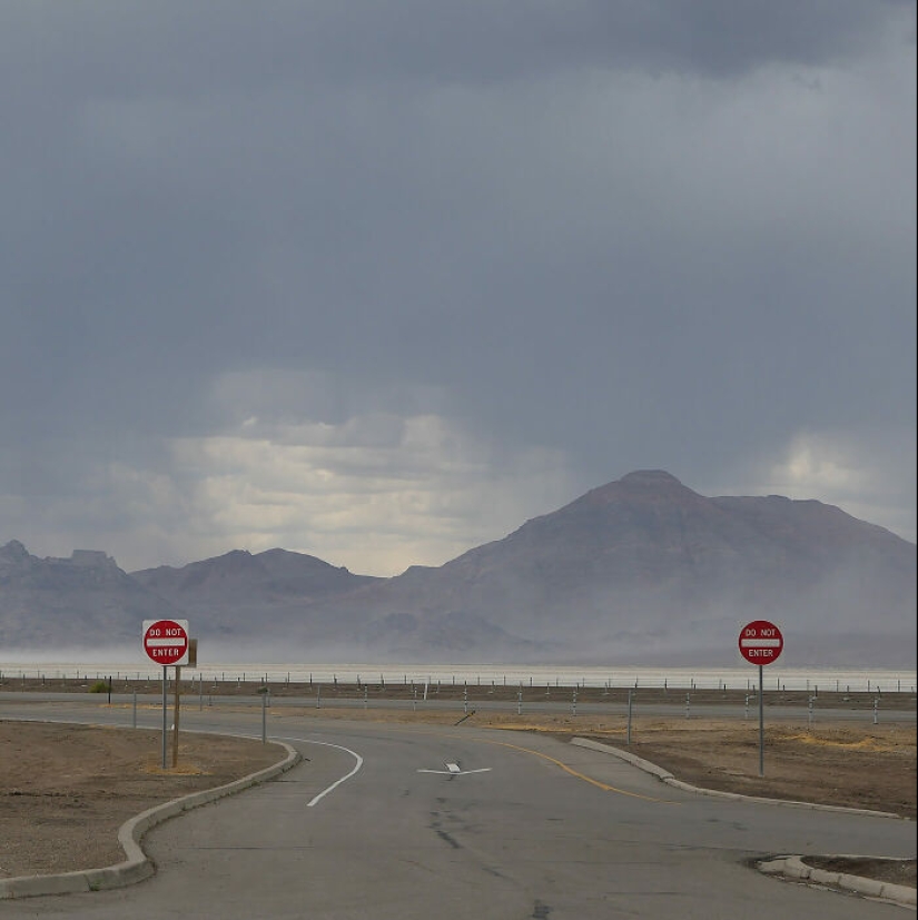 Les presentamos una exposición individual “La expansión urbana – El vacío” de Emmanuel Monzón