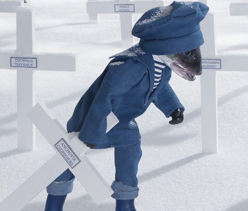 Les Temps Modernes is a whimsical project that parodies modern society