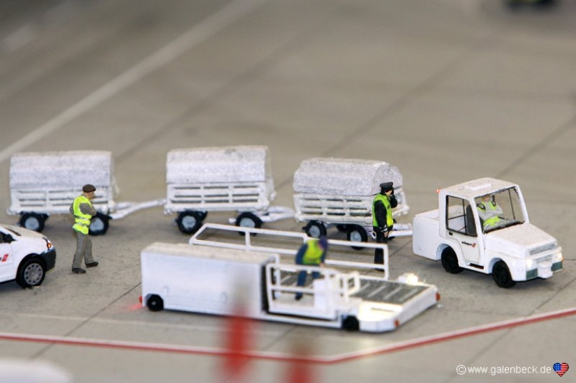 Let's take off! The largest airport model in the world