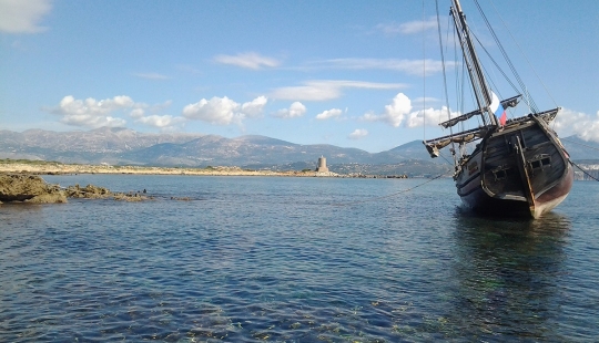 Let's save the ship together!